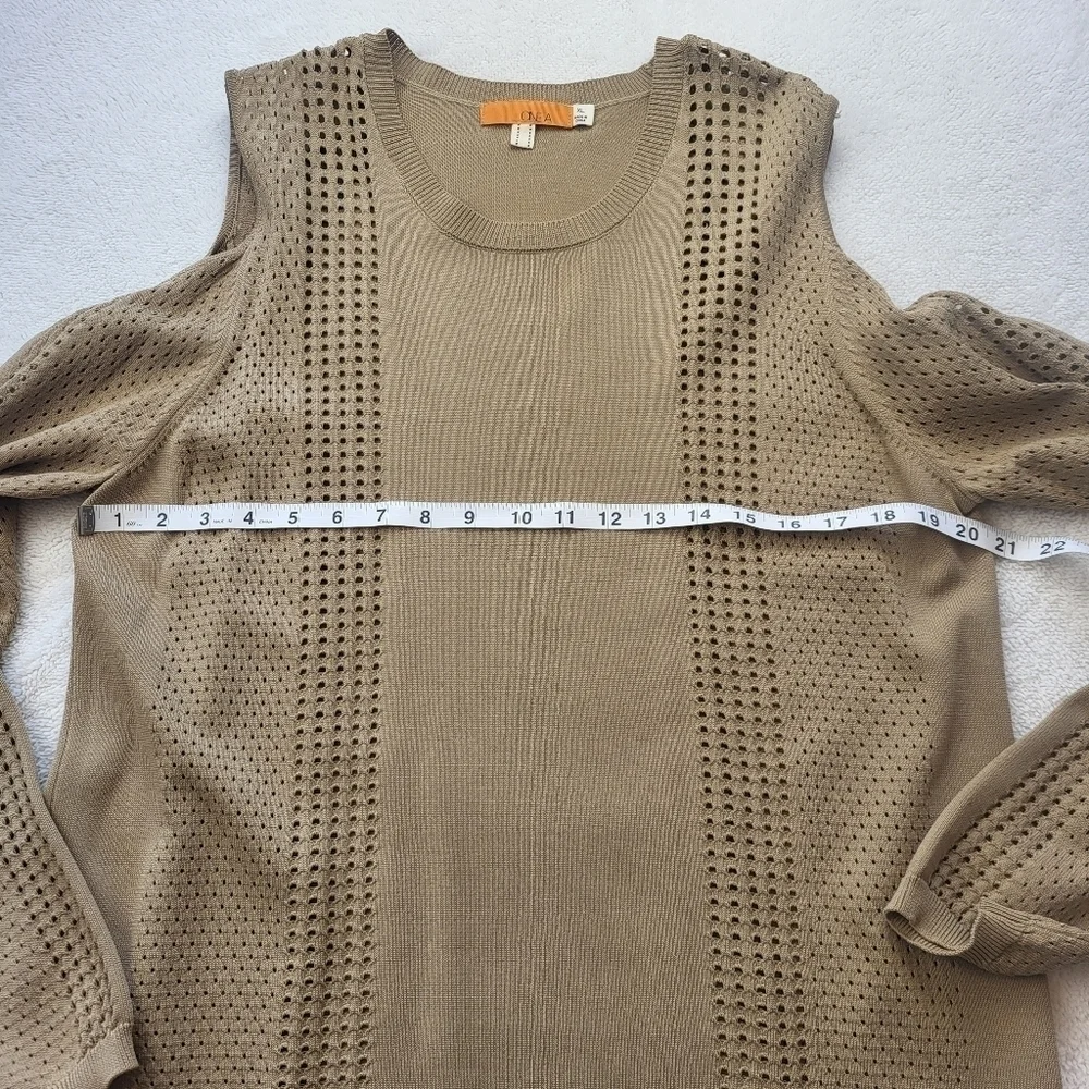 One A Cold Shoulder Long Sleeve Laser Cut Tan Top Women's Size XL - Picture 5 of 10